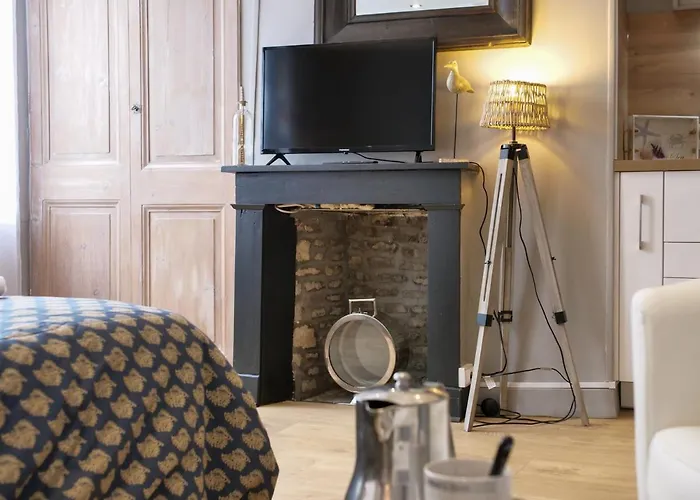 Le De La Ferte - Rue Principale St Valery *